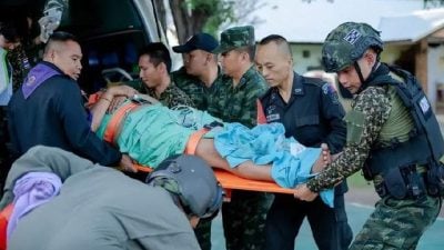 边境冲突升级 泰国空袭与柬争议地区 下令撤走边境地区民众