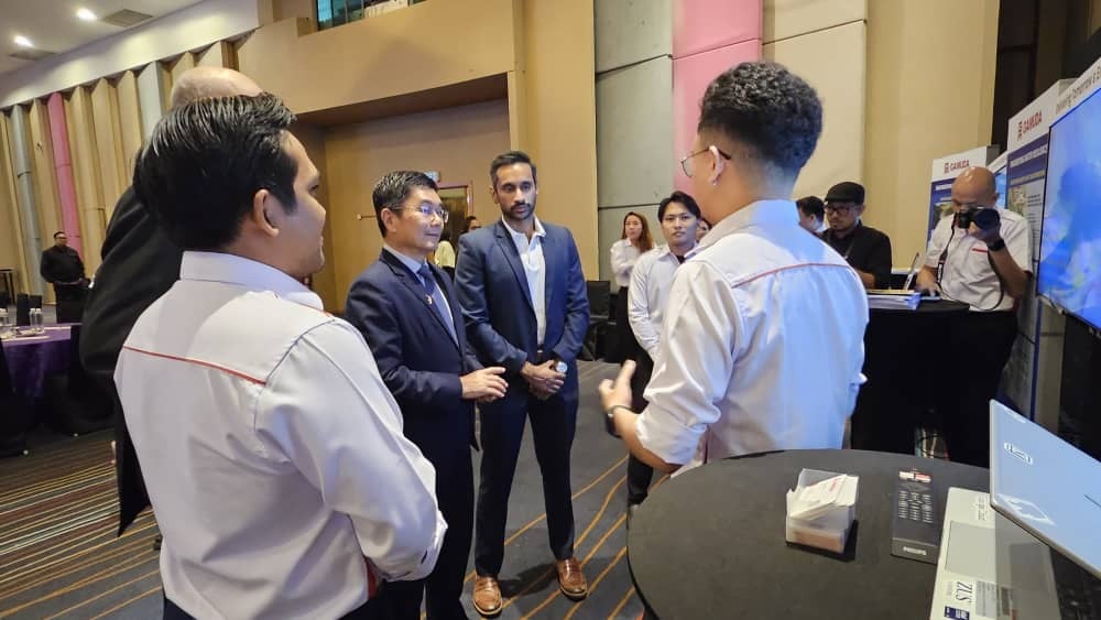 郑国霖：续监视龙岗山虎踪 评估安全才解封