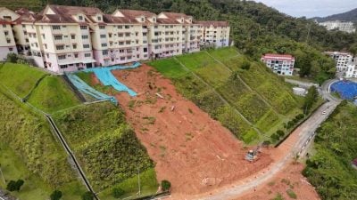 金马仑土崩 | 土崩地点风险评估  或需撤离公寓B座居民