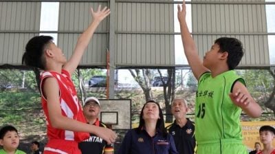 钢网杯U11篮球赛开幕　关丹7校13队展开五日竞逐