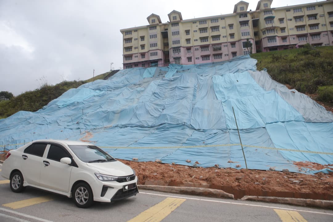 阿拉贝拉高峰公寓土崩 C座被列不安全建筑