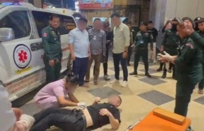 随意停车遭赌场保安拦下 男子拔鎗反走火误伤自己