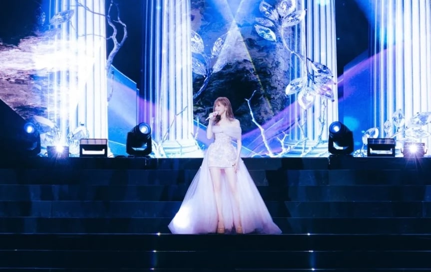 香港5级大火|纽约开唱带领歌迷默哀 王心凌曝20年前“失去感受的能力”