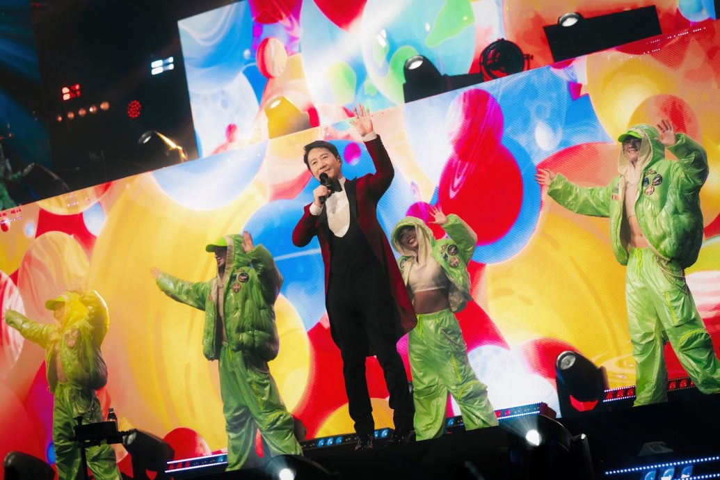 黎明抗拒被庆生 笑怼粉丝:有心就行