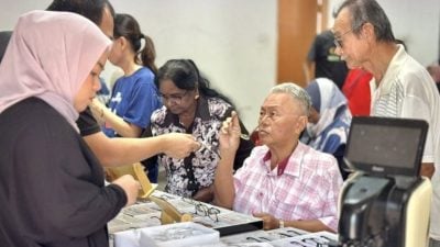 2025年爱极乐州选区健康嘉年华  吸引居民体检反应热烈