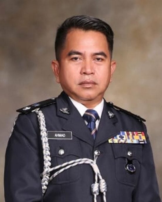 (古城版)巴士与Axia轿车危险驾驶视频,警方已逮捕巴士司机协助调查