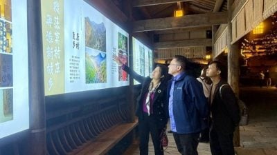 颜天禄会见上饶市人民政府副市长  探讨马中绿色经济发展