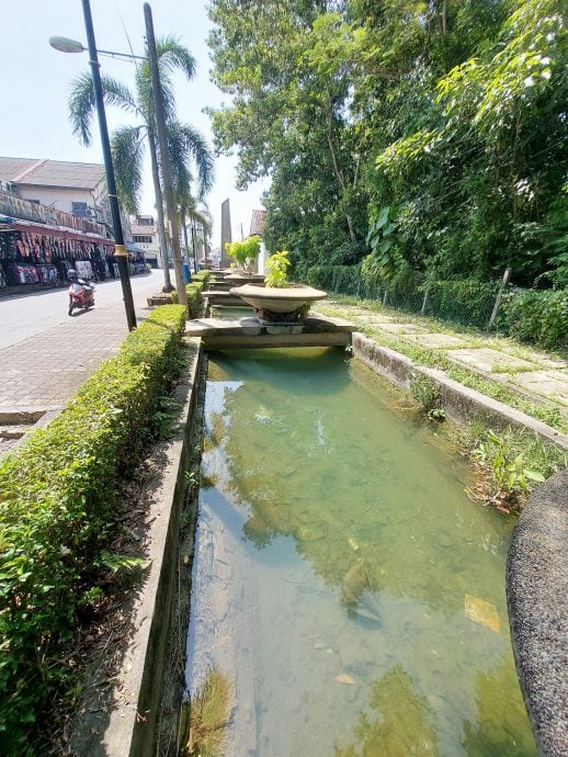 （大北马）吉辇河河水生态自我修复  河水水质变清 市民惊喜