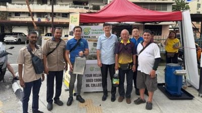 回收废食用油每公升3令吉　欢迎来卿田夜市“变废为宝”