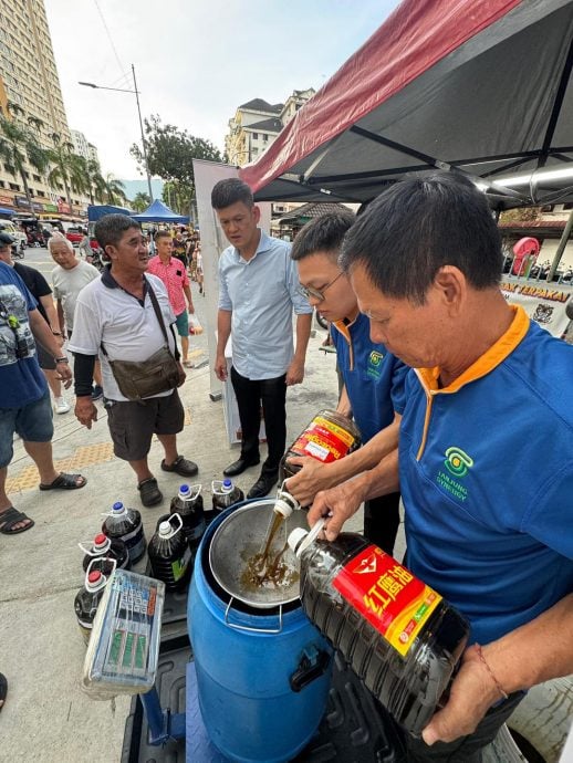 （大北马）回收废食用油每公升3令吉　王耶宗：欢迎来卿田夜市“变废为宝”