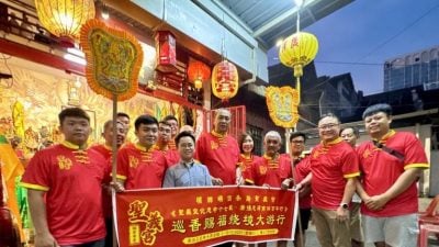 圣义宫13日大游行  60槟威宫庙花车参与