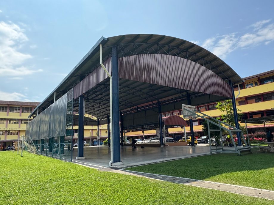 （大北马）峇央峇鲁诊所增停车位 沈志勤拨款提升选区设施