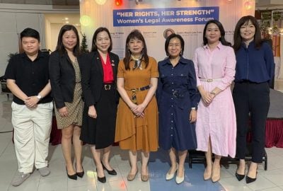 林慧英：无形的制度与偏见阻挡　女性在职场面临“玻璃天花板”