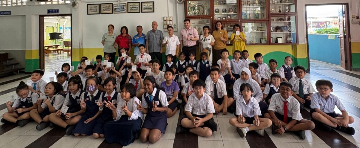 （大北马）派发300份爱心校服援助券 彭加兰哥打学生居民受惠