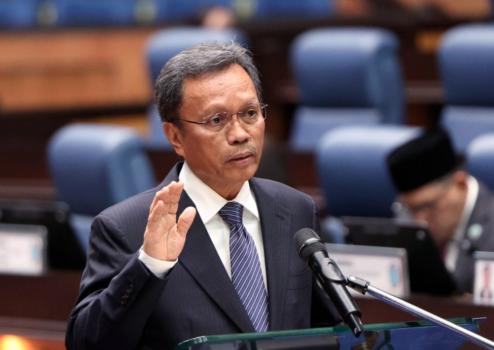 (州议会)沙78名州议员宣誓就任