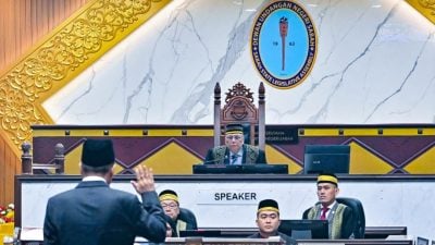 邦莫达逝世悬空   沙州议员宣誓就任