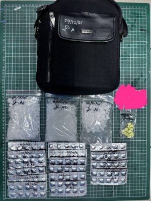 (已签发)柔:出租屋成毒窝 警方起获6万毒品捕4男女