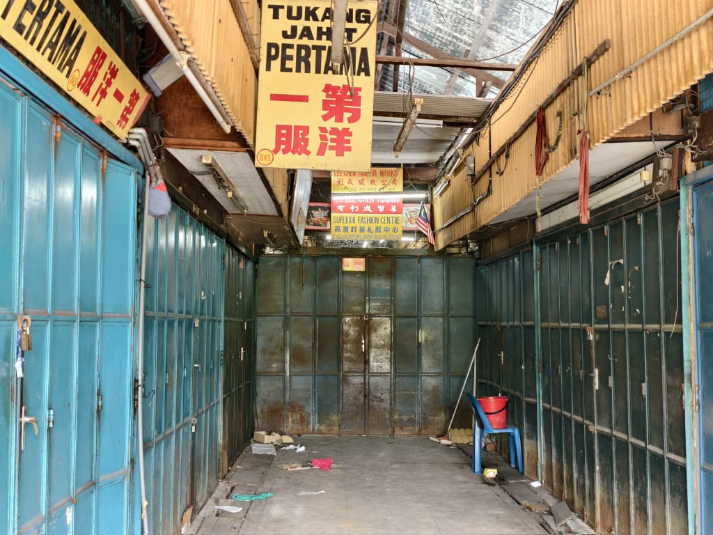 （已签发）柔：加冕小贩中心清空   旧建筑正式走入记忆