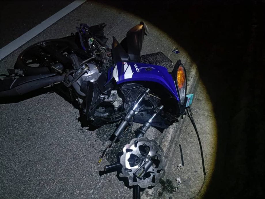 (已签发)柔:南北大道凌晨连环撞 24岁摩托骑士当场亡