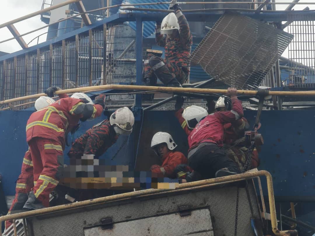 发电厂起重机倒塌 酿2死3伤