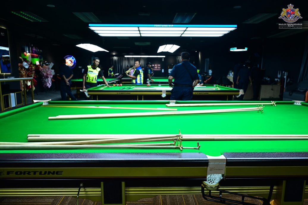 (已签发)柔:古来市议会与警方联手 取缔6家无牌桌球中心
