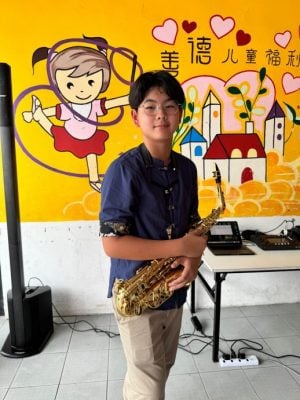 (已签发)柔:善心美事:JB Boyz跨越文化国度行善 以音乐疗愈弱势群体