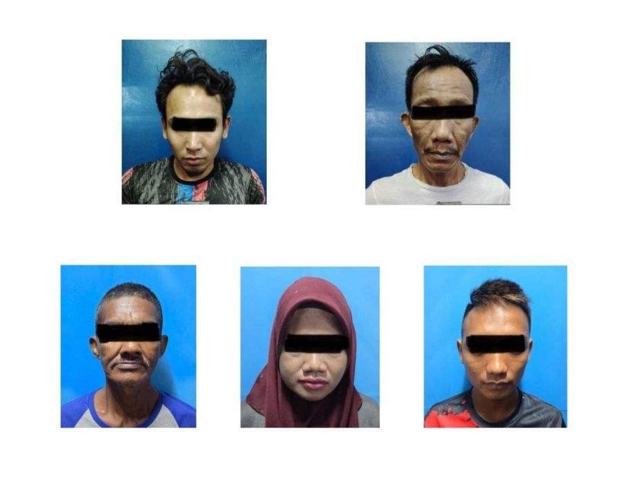 (已签发)柔:居銮警方设路障 5人被验出吸毒被捕