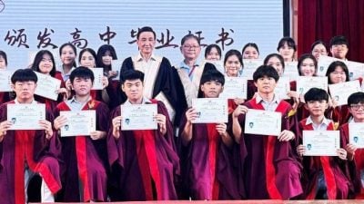 郑国陞：学生宿舍将装冷气  新文龙中华中学明年不涨学费