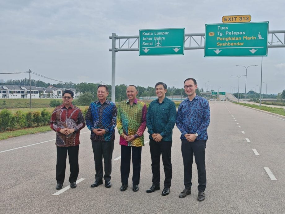 (已签发)柔:**版三头**努沙再也门户立交桥13日通车 往大士关卡仅15分钟