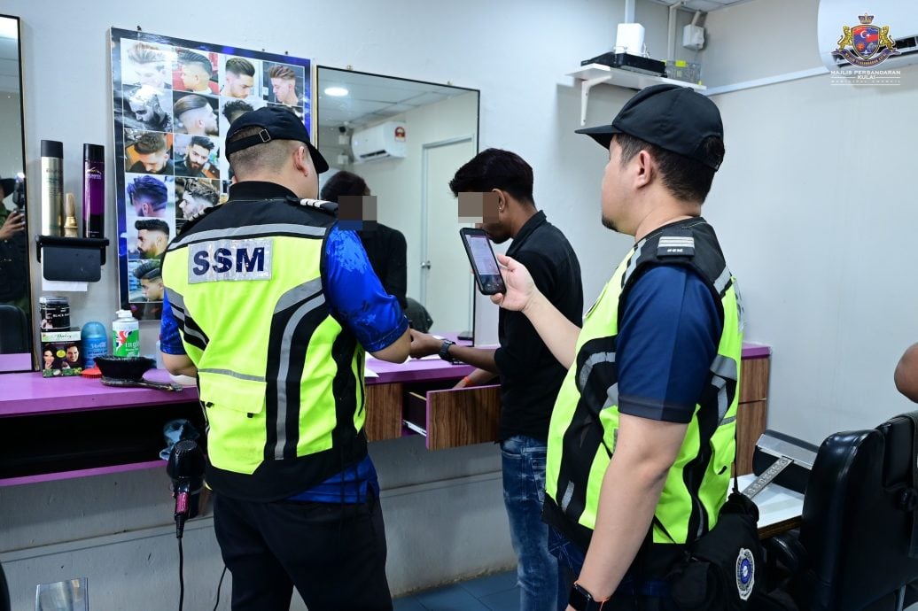 古来扫荡无牌商铺   7店铺被查封14人落网