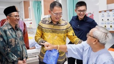 新山中央医院采新设备   6天施45台泌尿科手术