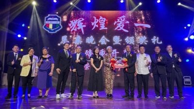 峇爱群一校学生仅剩300   苏立胜吁家长支持柔唯一纯女校