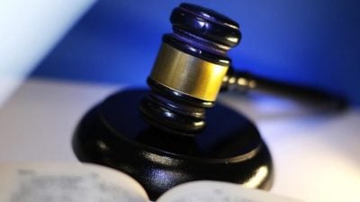 富家子擅用家族资产买豪宅 被母亲提告追回千万款项