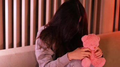 性侵亲妹长达10年 狮城青年监10年鞭24下