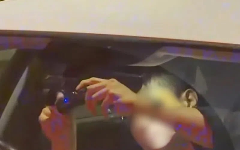 (已签发)柔:狮城二三事:疑取走记录器记忆卡 涉车祸司机举动引议 