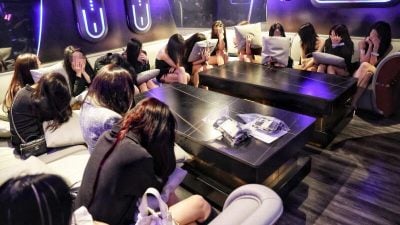 警扫荡乌节路KTV 大批“医美”艳女被捕