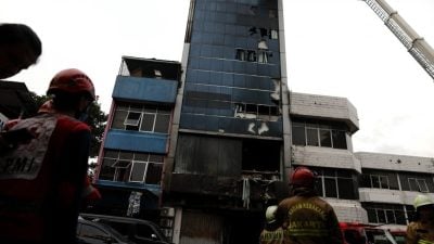 视频| 印尼雅加达办公楼大火 至少20人命丧火海