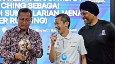 八打灵市厅与世界第一高塔竞速选手苏为庆   重点发掘10至17岁后备人才