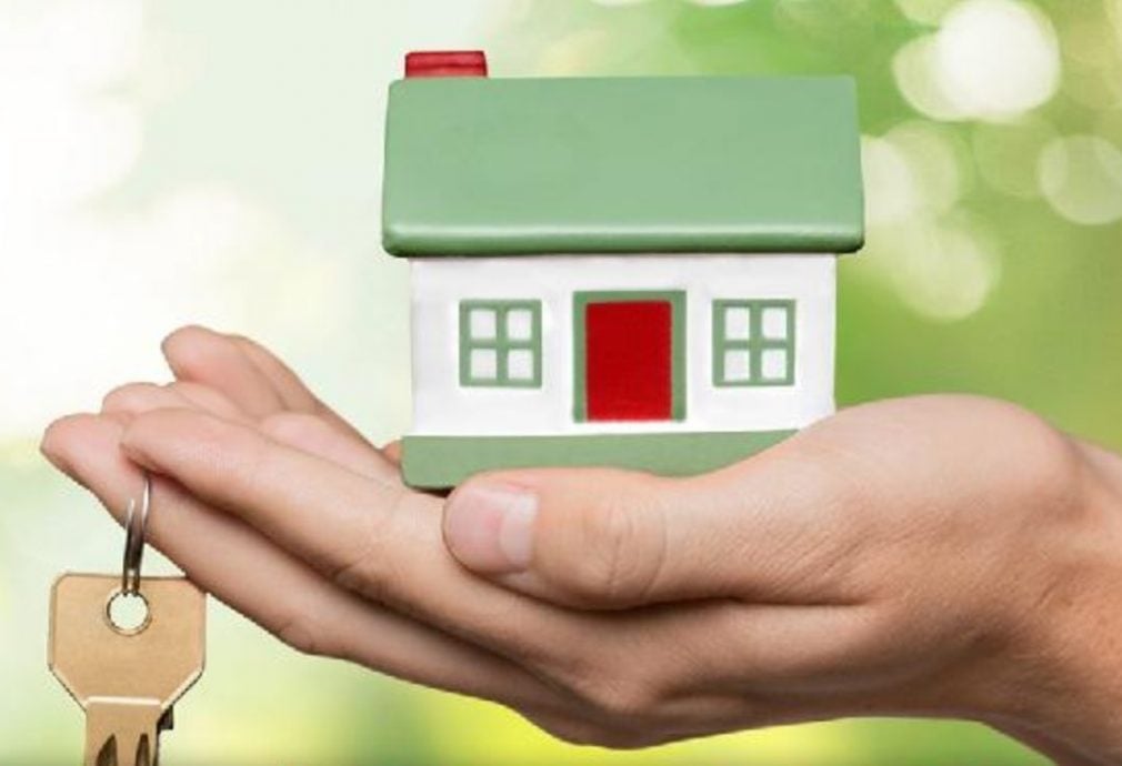 (网闻)事业刚起步 母亲就逼买房 还要地屋! 女子发文诉苦 网劝:量力而为