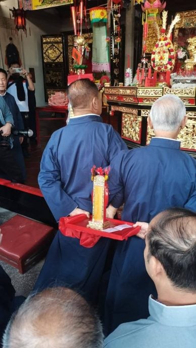 (锁文)柔:新旧对照:陈开顺故里开龛仪式及身八争议圆满解决