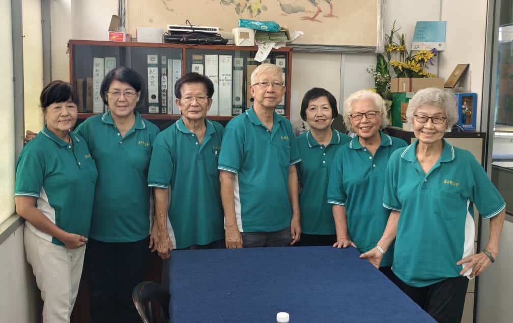 (预编11日见报)大都会/《星洲人VIP》:乐天长者以学习“点亮”人生下半场