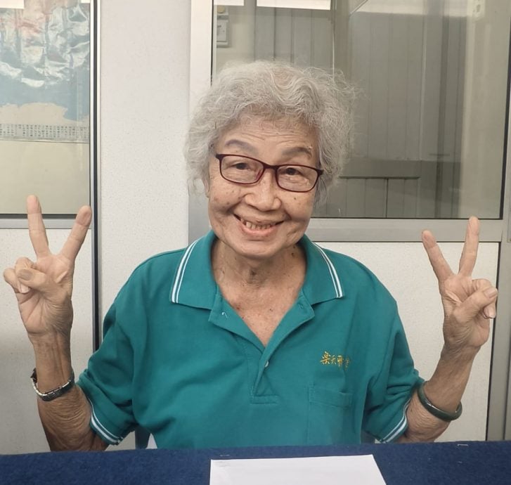 (预编11日见报)大都会/《星洲人VIP》:乐天长者以学习“点亮”人生下半场