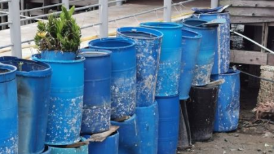 登关税局取缔码头   鱼桶藏逾13万毒品