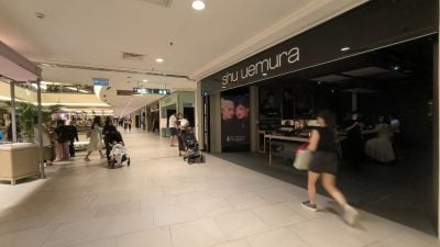 吉隆坡谷中城今午停电 部分商店黑漆漆