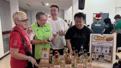 黄鸿圣：协助大规模接种宣导  防虐动协砂重要伙伴