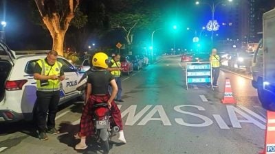 联合取缔行动奏效 警方一夜逮15嫌犯