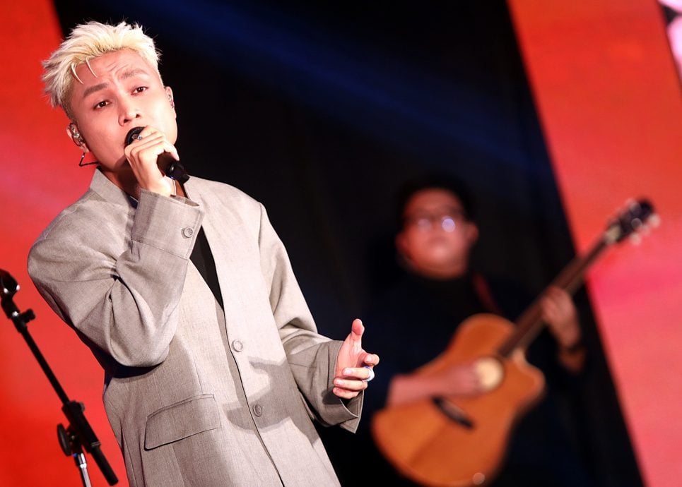 MACP|菲道尔4夺“最高播放率中文歌曲” 感谢旧爱大颖