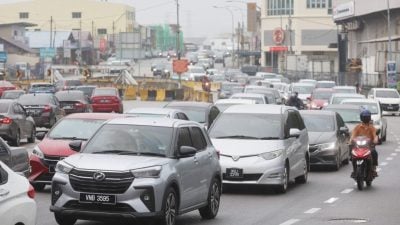 建议拆沙登大街U转设施    王诗棋:增车道减阻塞