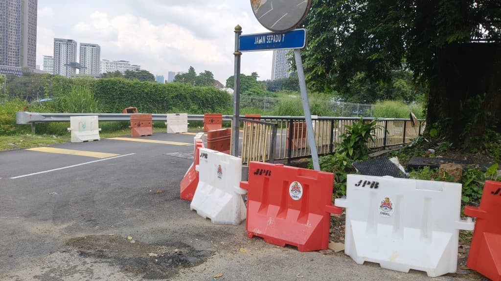 me03主文-大都会-友乃德花园土崩修复工程开始动工啦!/10图