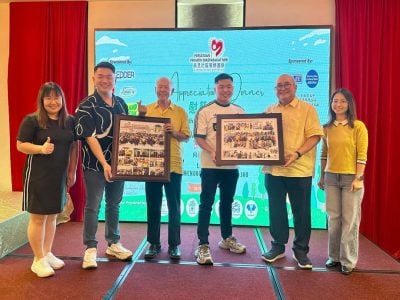 李俊达：非个人能完成 . 获市长奖 全体功劳